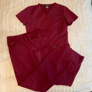 2 sets Sanibel scrubs XS